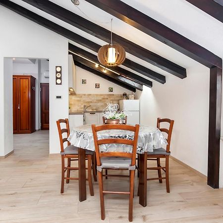 Rovigno Bella Sea View Apartment المظهر الخارجي الصورة