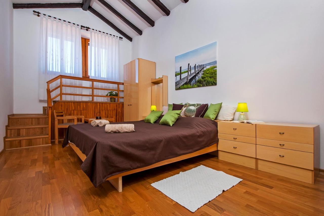Rovigno Bella Sea View Apartment المظهر الخارجي الصورة
