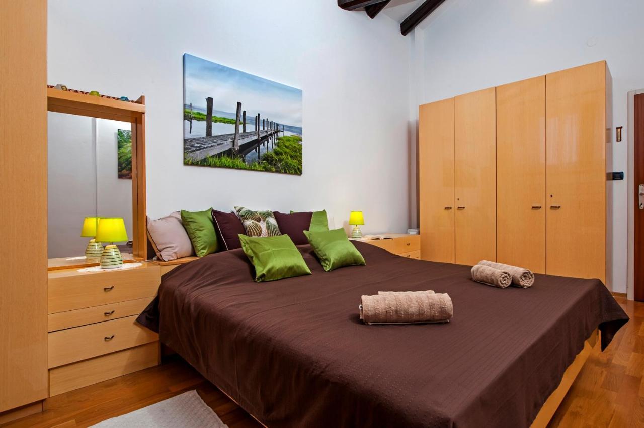 Rovigno Bella Sea View Apartment المظهر الخارجي الصورة